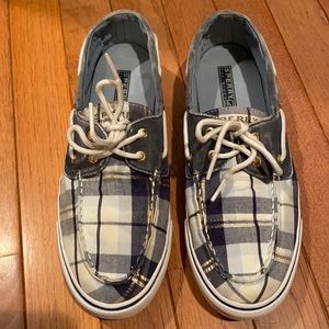 Women’s Sperry Top Sider shoes. Size 9M